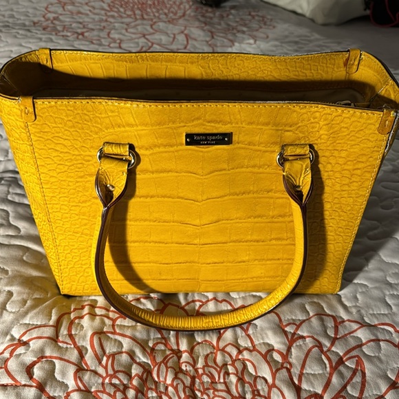 KATE SPADE SMALL QUINN MUSTARD BAG - Picture 13 of 16